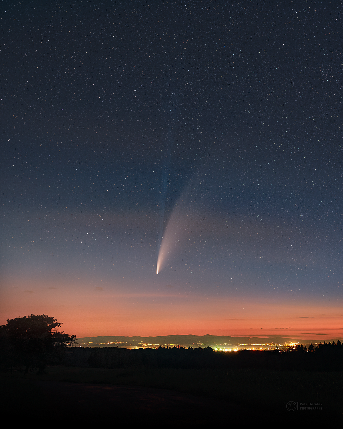Komet NEOWISE