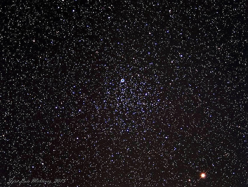 M46, inclusive des bekannten planetarischen Nebels NGC2438